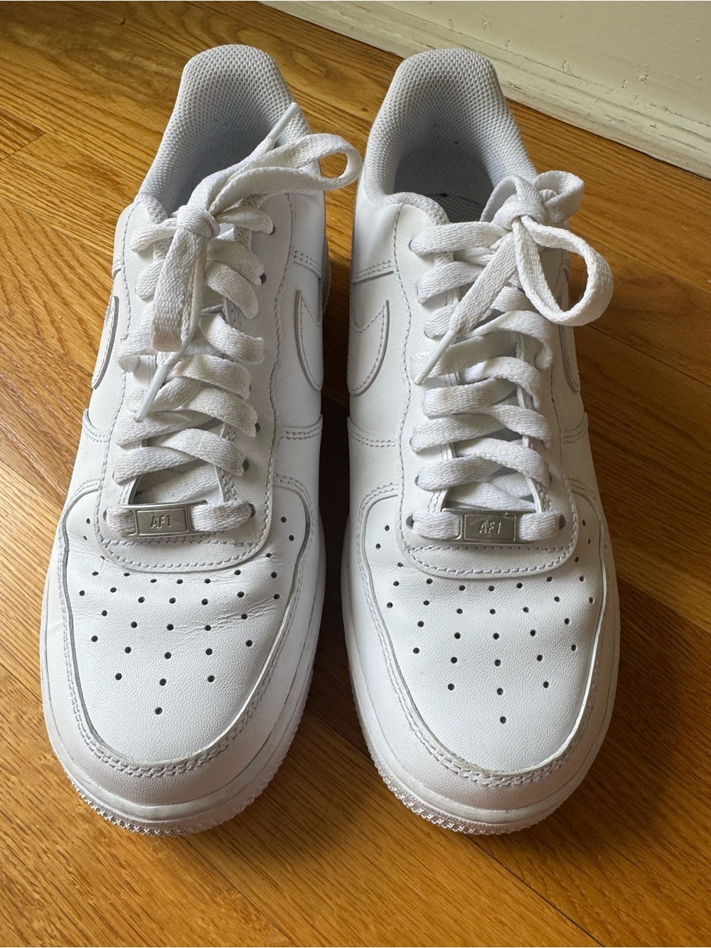 Nike Men's White Low-Top Sneakers